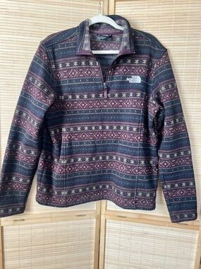 The North Face Maroon & Navy Patterned Quarter-Zip Fleece